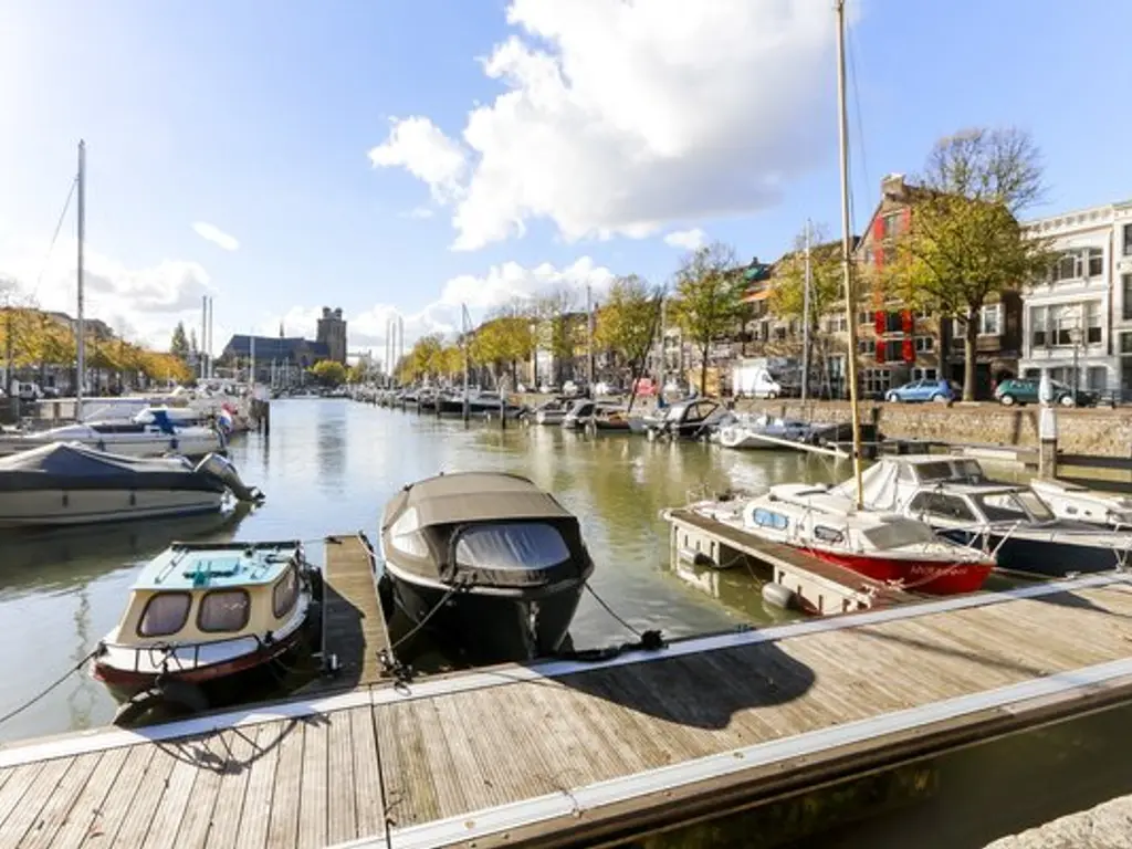 Wolwevershaven 42b, DORDRECHT