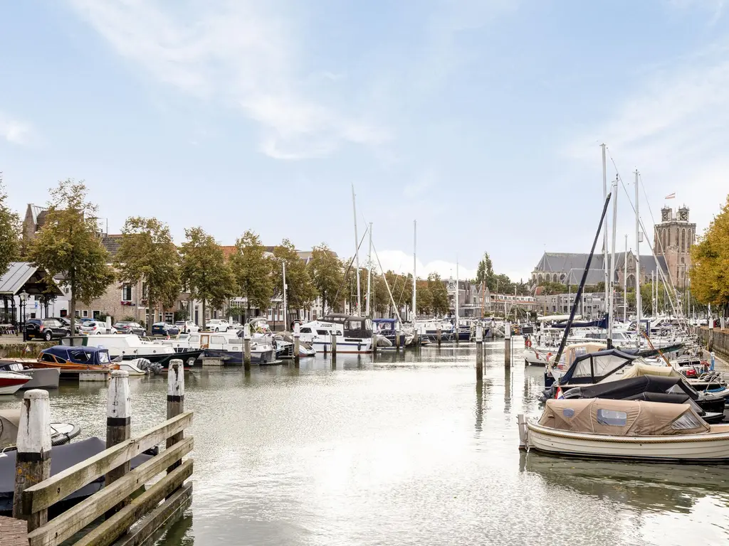 Wolwevershaven 42b, DORDRECHT