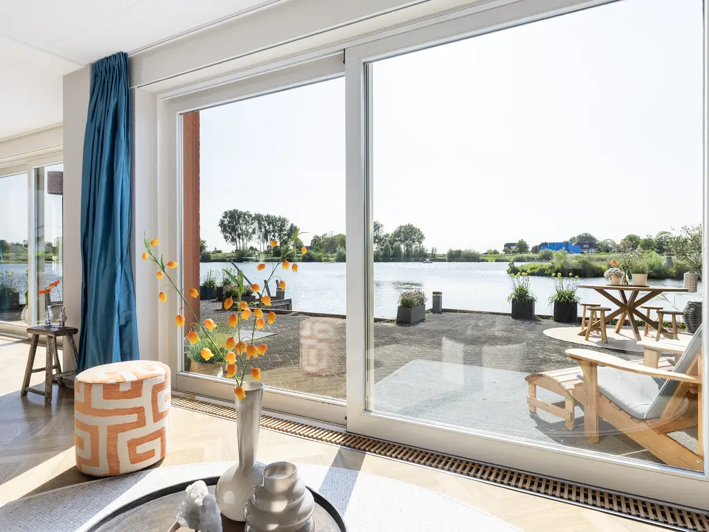 Van Hobokenhaven 15, BARENDRECHT