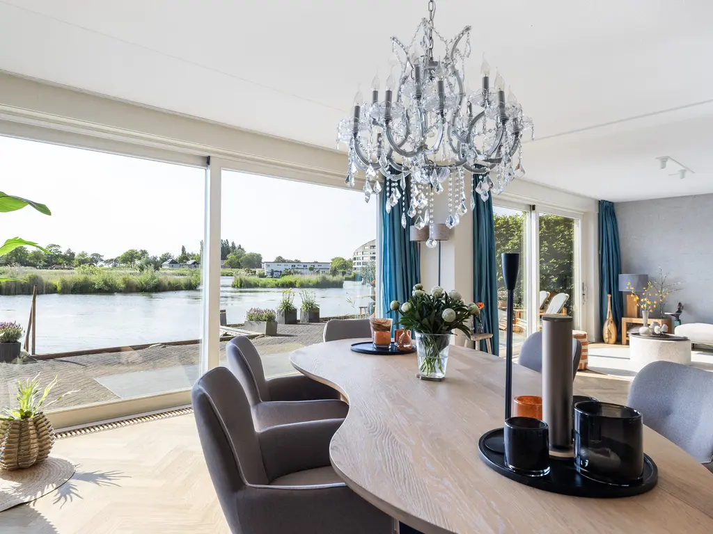 Van Hobokenhaven 15, BARENDRECHT