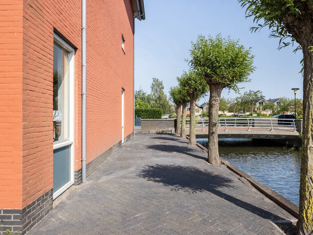 Van Hobokenhaven 15, BARENDRECHT
