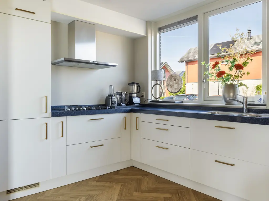 Van Hobokenhaven 15, BARENDRECHT