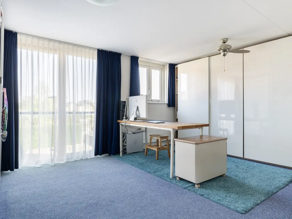 Van Hobokenhaven 15, BARENDRECHT