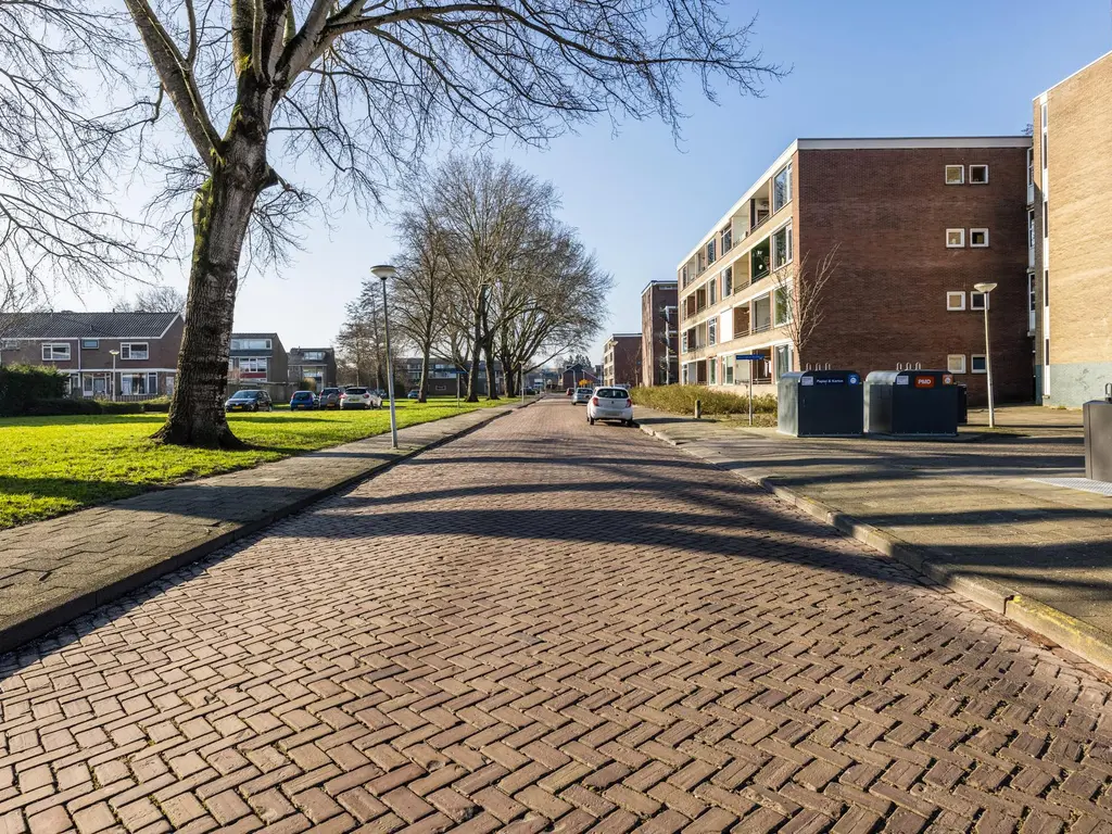 Staringlaan 172, PAPENDRECHT