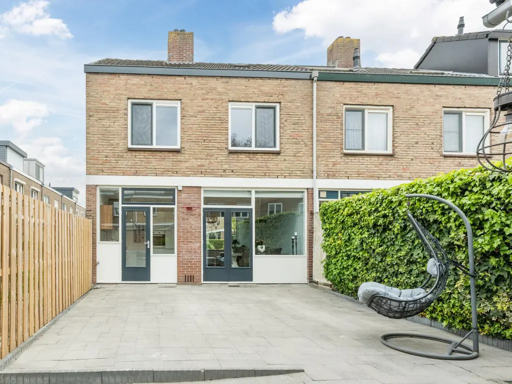 Frans van Mierisstraat 15, PAPENDRECHT