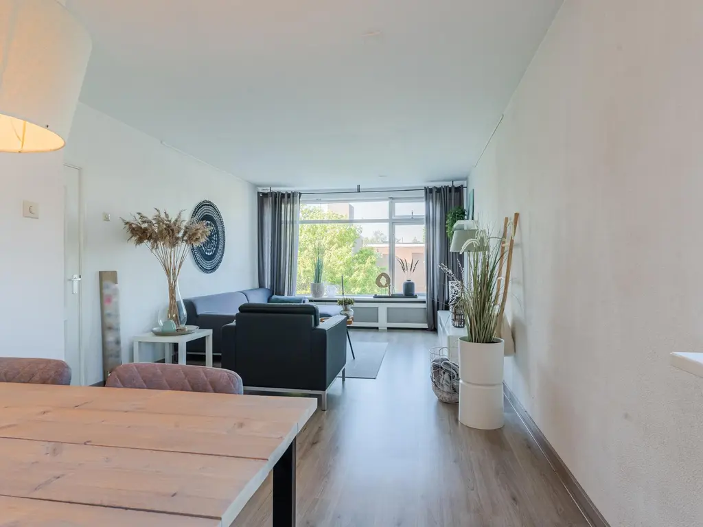Staringlaan 264, PAPENDRECHT