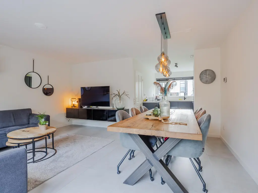 Dorstense aak 21, PAPENDRECHT