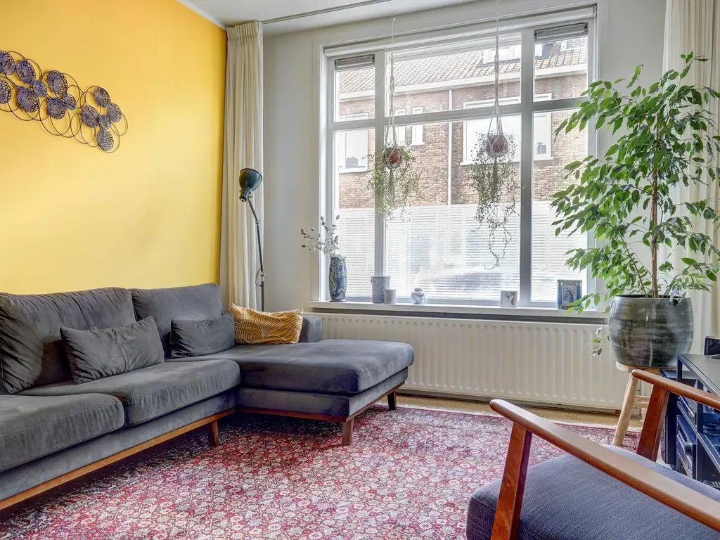 Hoekenessestraat 18, DORDRECHT