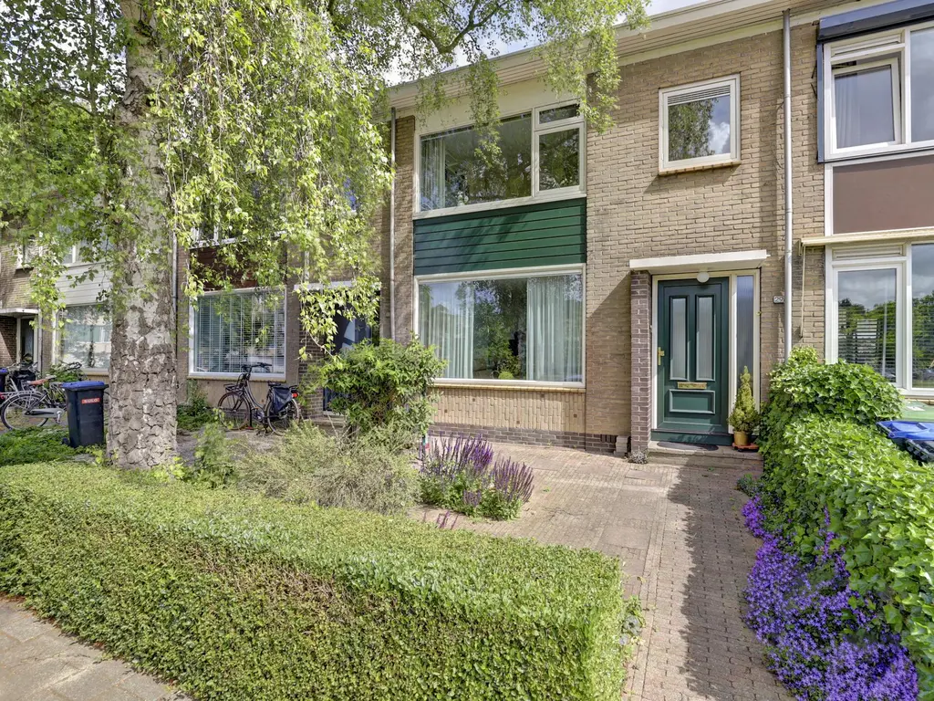 Van der Duyn van Maasdamplantsoen 29, DORDRECHT