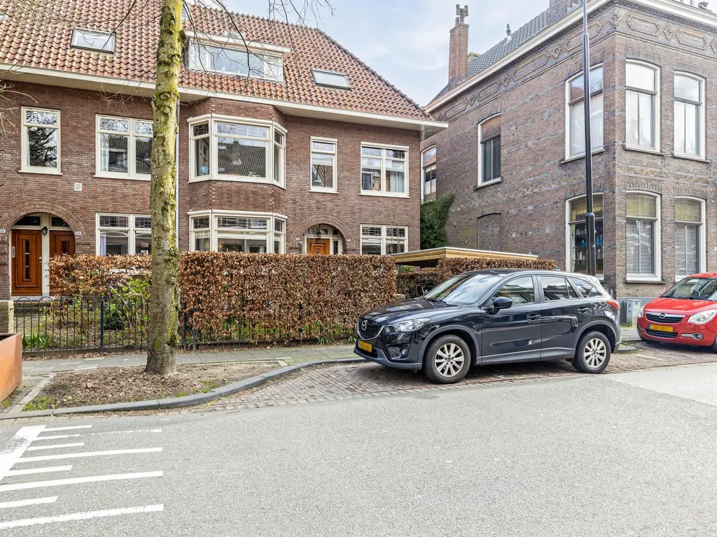 Singel 130, DORDRECHT