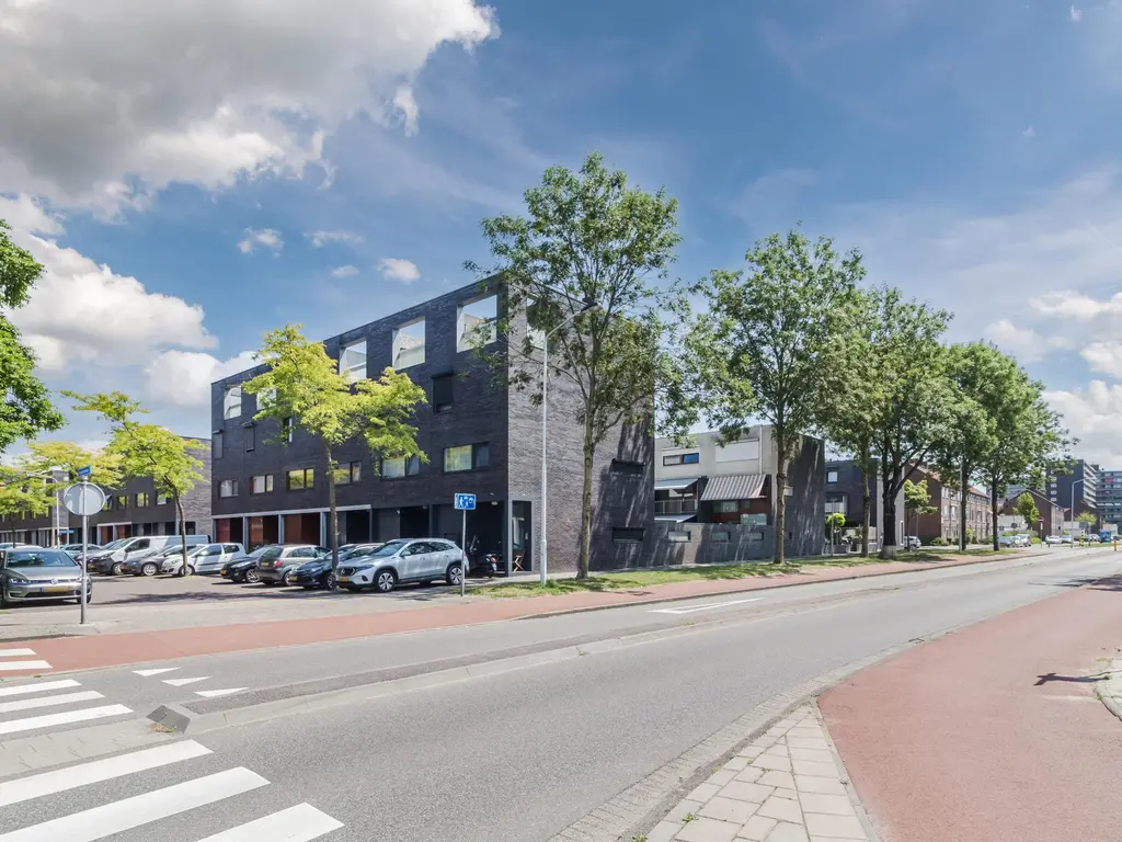 Keizerskroon 6, PAPENDRECHT