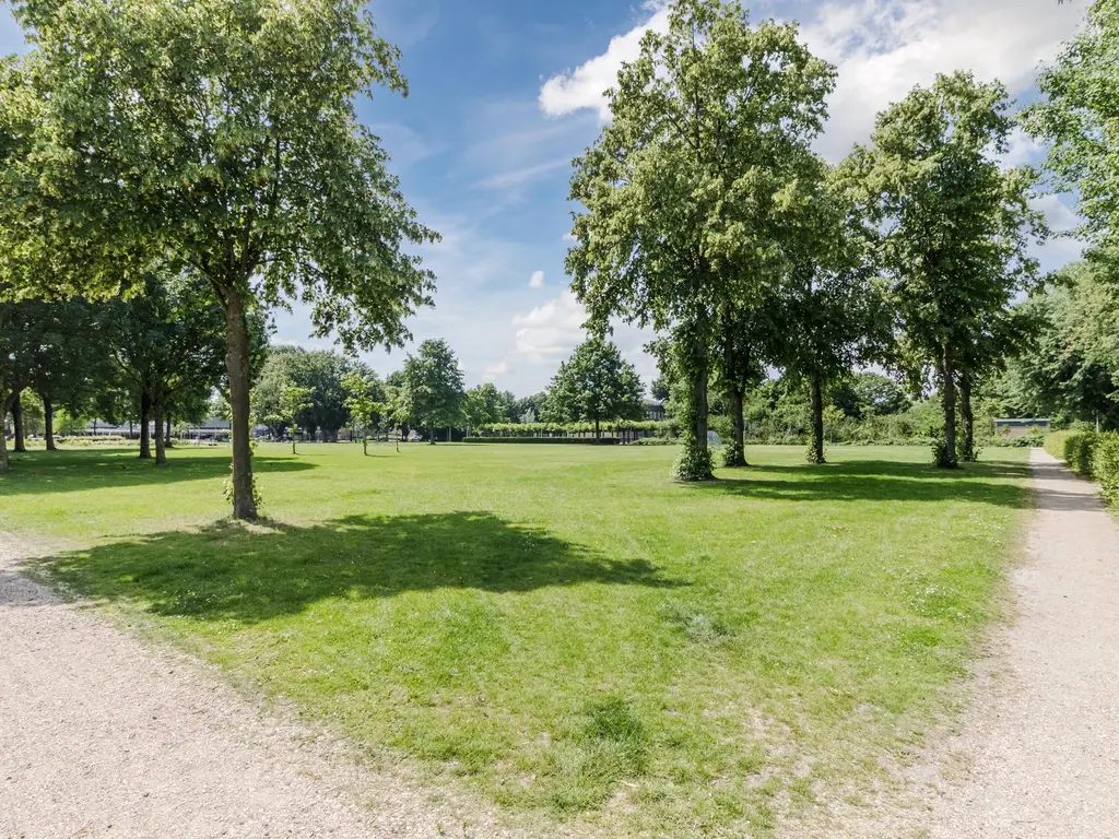 Keizerskroon 6, PAPENDRECHT