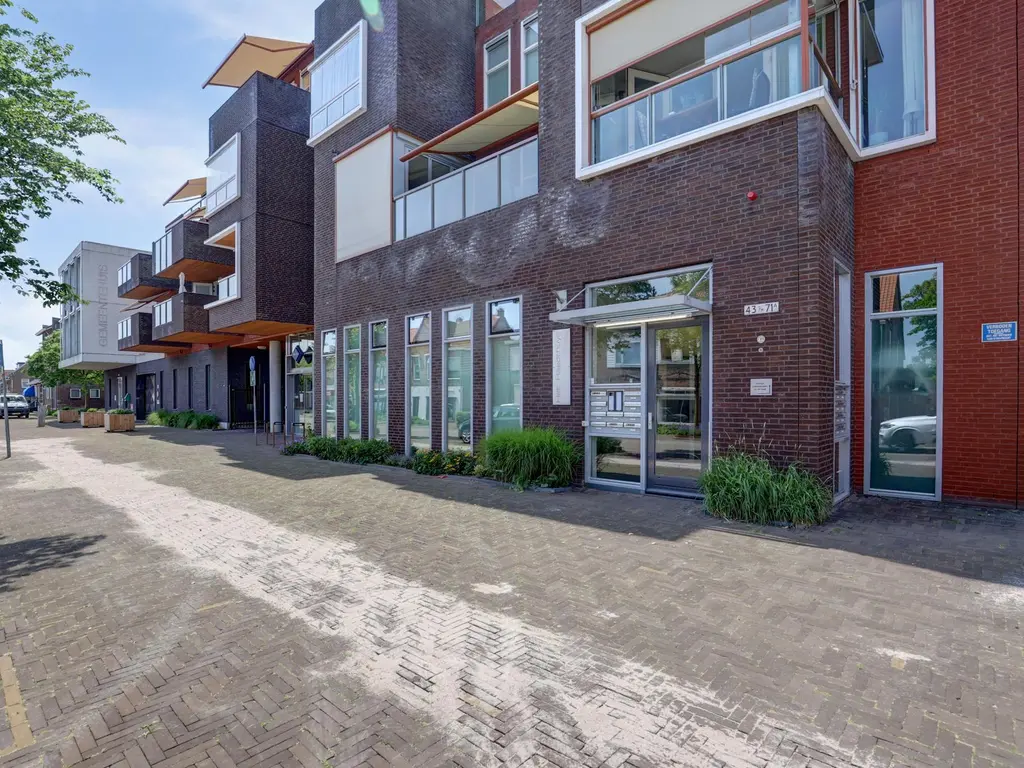 Burgemeester de Bruinelaan 51A, ZWIJNDRECHT