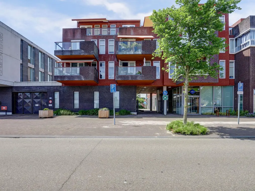 Burgemeester de Bruinelaan 51A, ZWIJNDRECHT