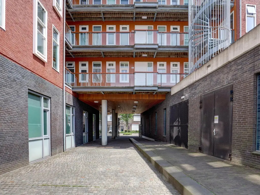 Burgemeester de Bruinelaan 51A, ZWIJNDRECHT