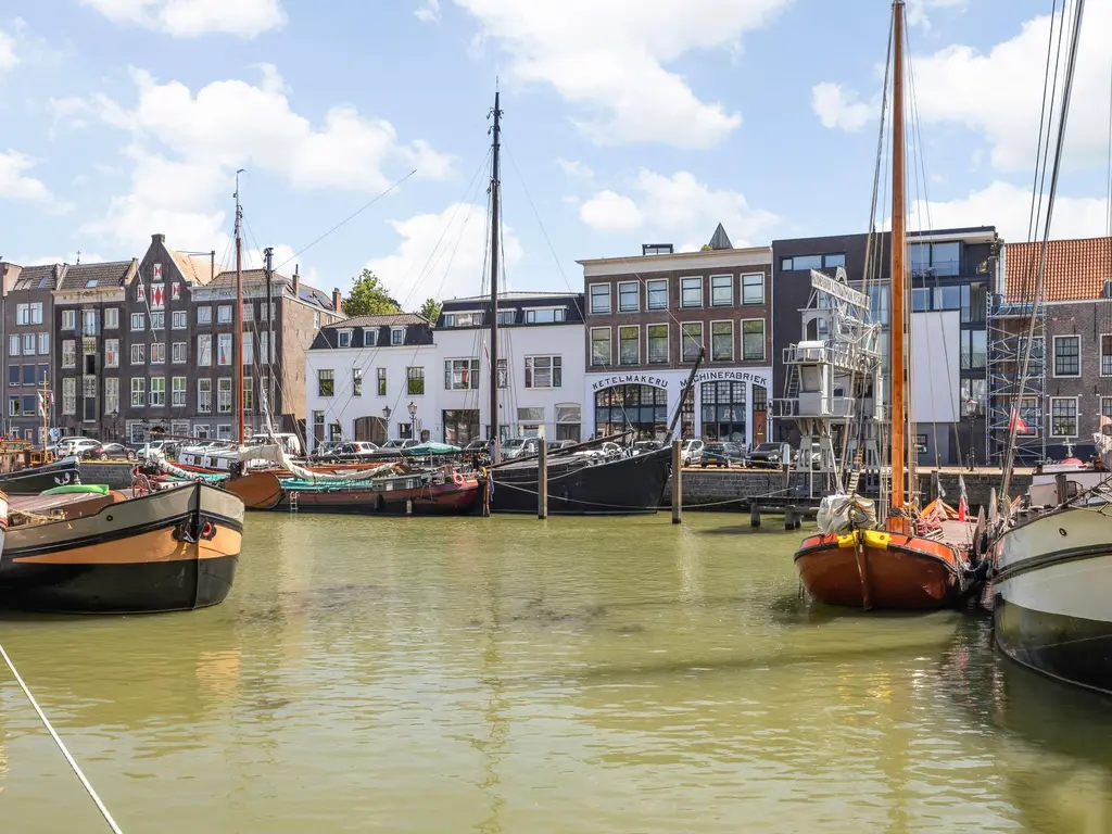 Kuipershaven 172, DORDRECHT