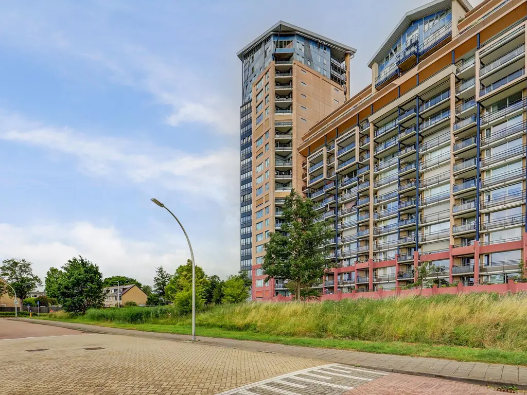 Eemsteintoren 24, ZWIJNDRECHT