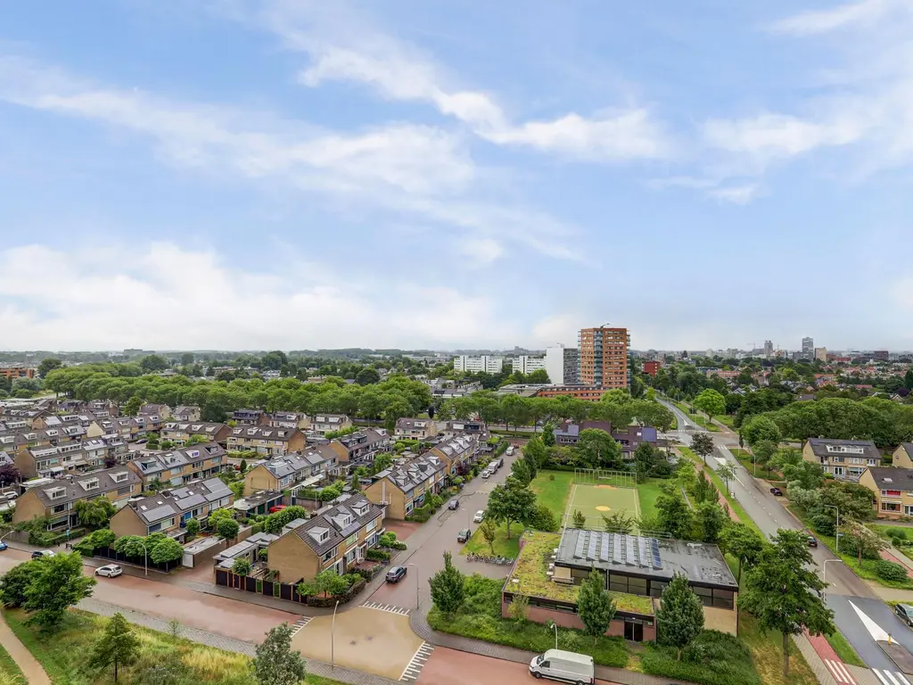 Eemsteintoren 24, ZWIJNDRECHT