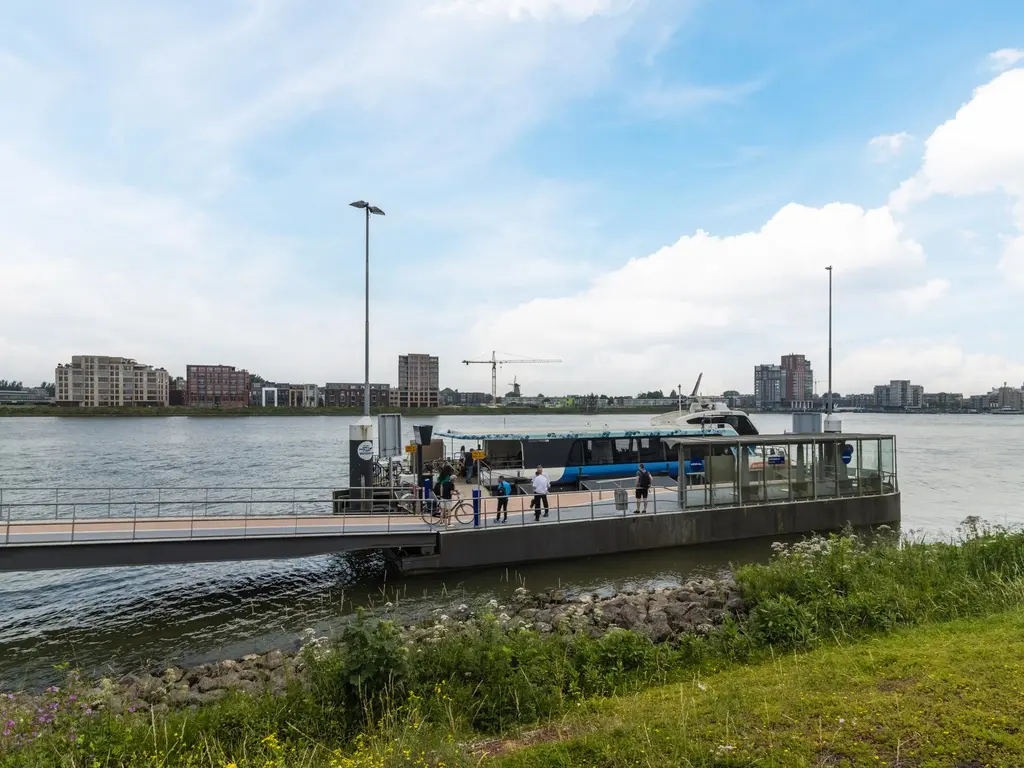 Veerdam 99, PAPENDRECHT