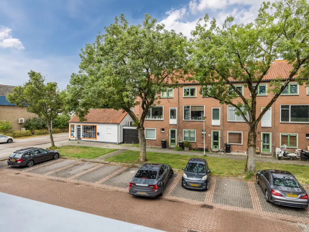 Zonnebloemstraat 46, PAPENDRECHT