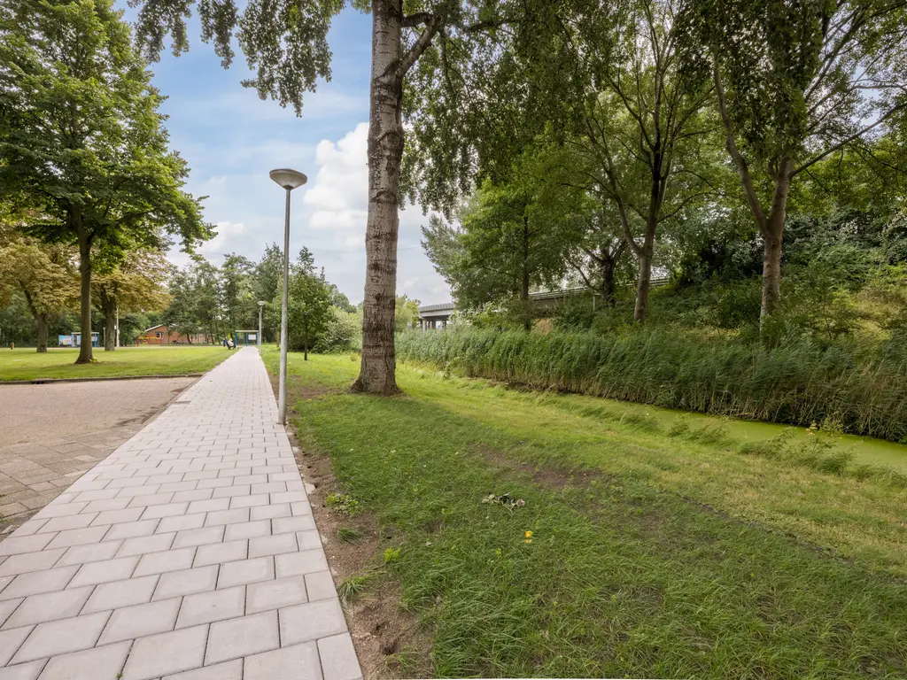 Zernikelaan 726, PAPENDRECHT