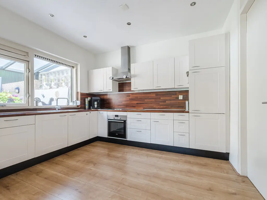 Vossiusstraat 5, PAPENDRECHT