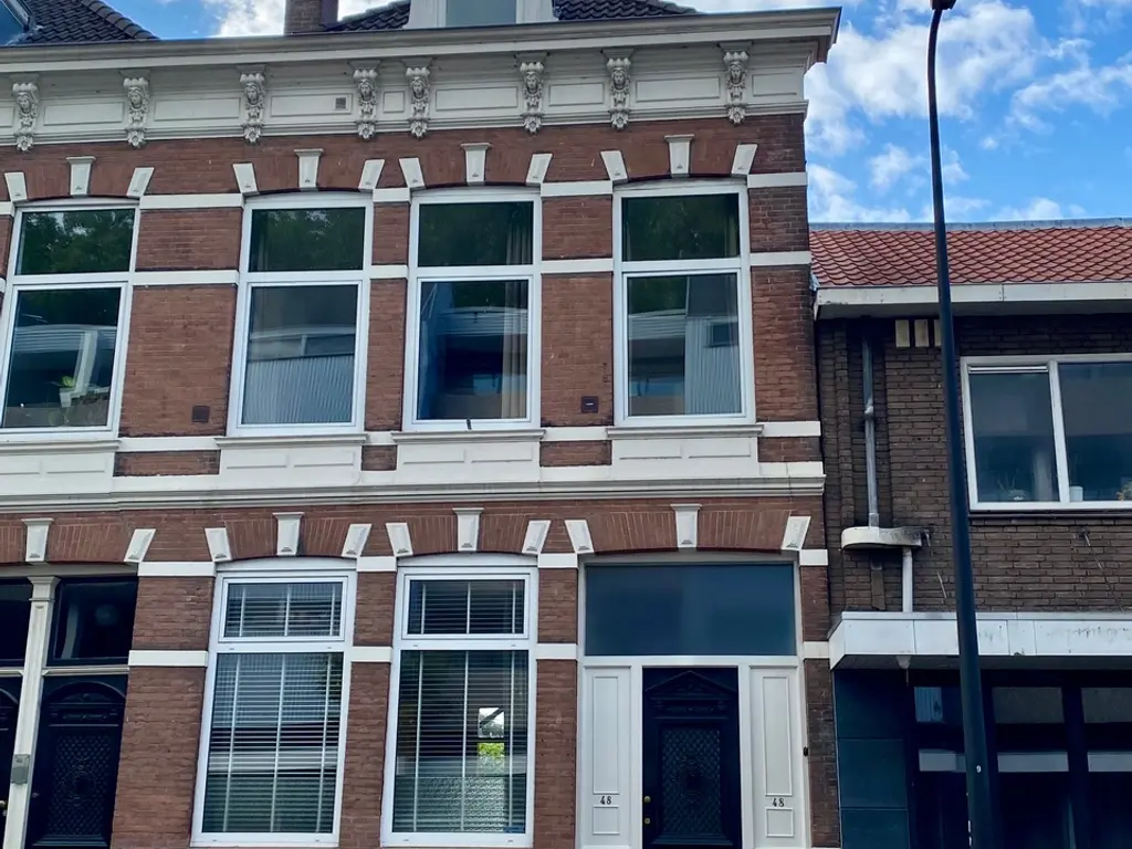 Toulonselaan 48, DORDRECHT