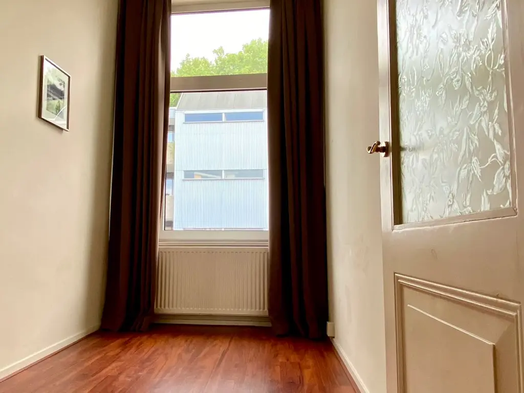 Toulonselaan 48, DORDRECHT