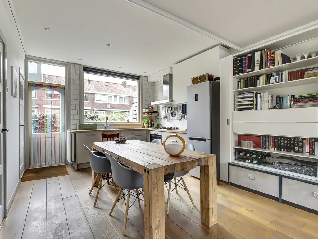Floresstraat 87, DORDRECHT