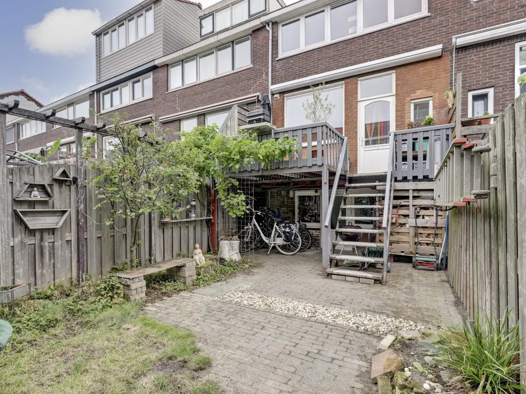 Floresstraat 87, DORDRECHT