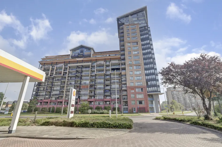 Zonnesteintoren 10