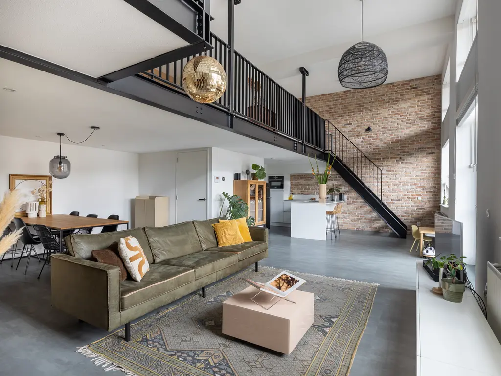 Reeweg Oost 123E, DORDRECHT