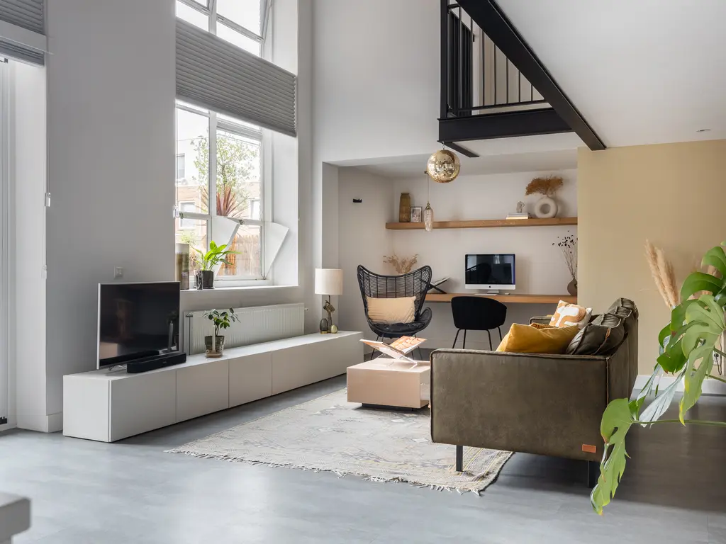 Reeweg Oost 123E, DORDRECHT