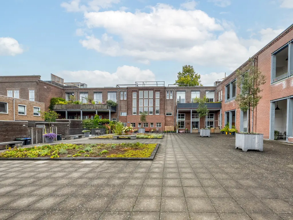Reeweg Oost 123E, DORDRECHT