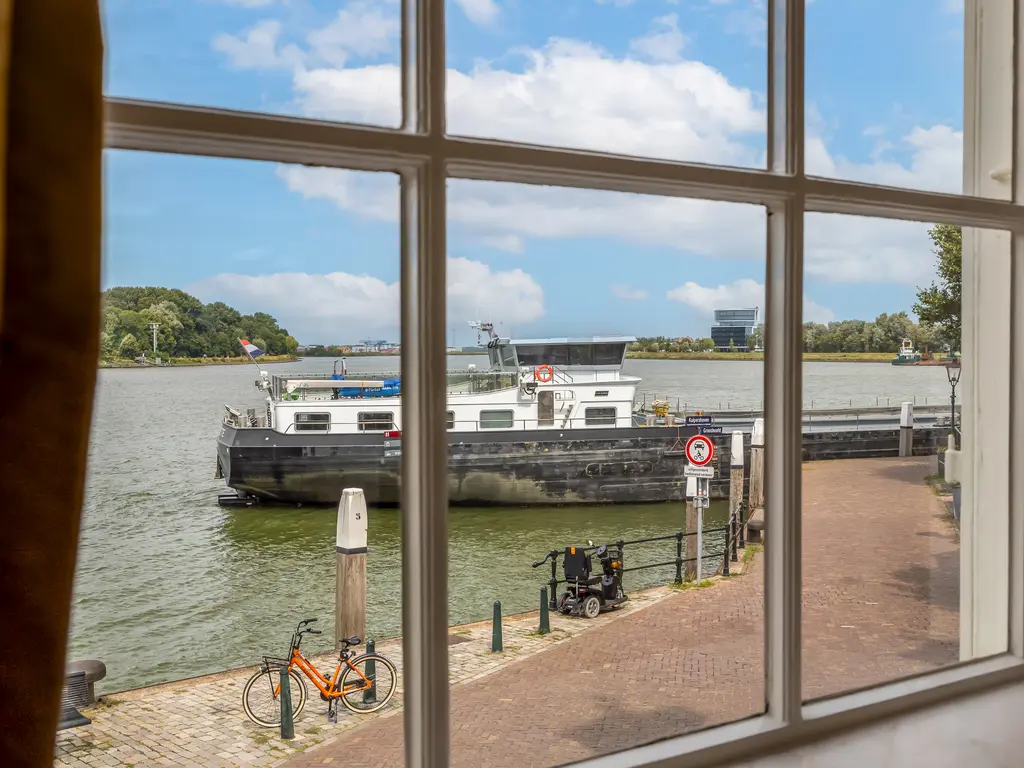 Kuipershaven 8, DORDRECHT