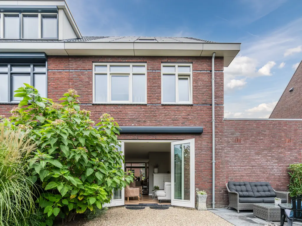 Bernsteineiland 14, SLIEDRECHT