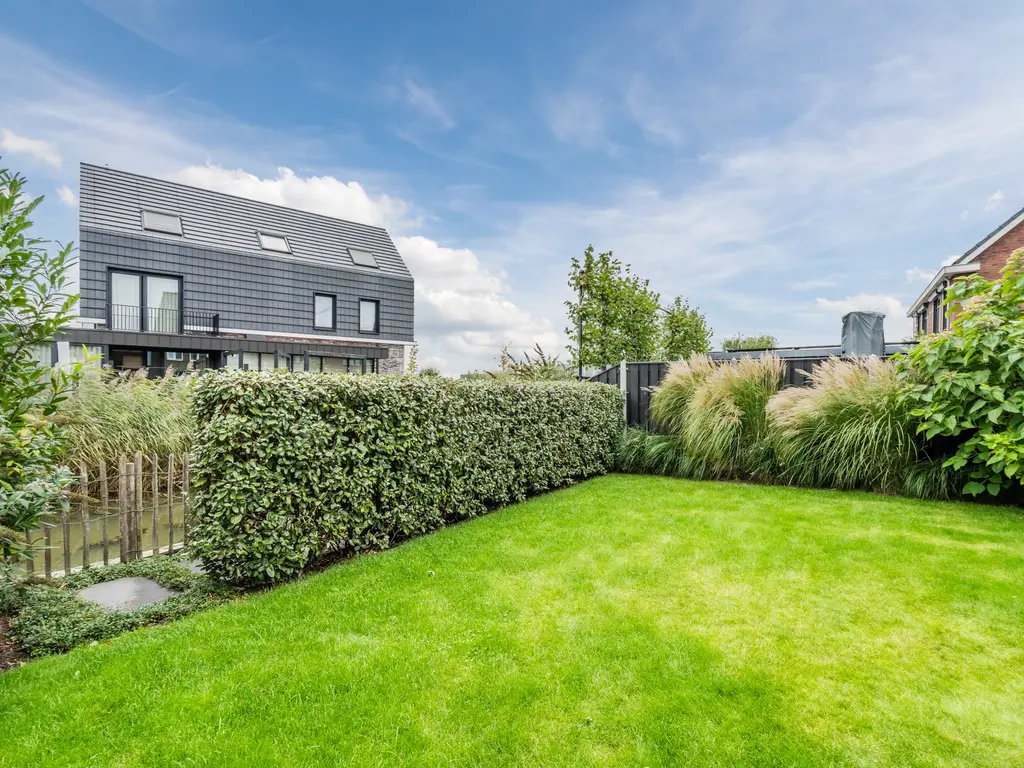 Bernsteineiland 14, SLIEDRECHT
