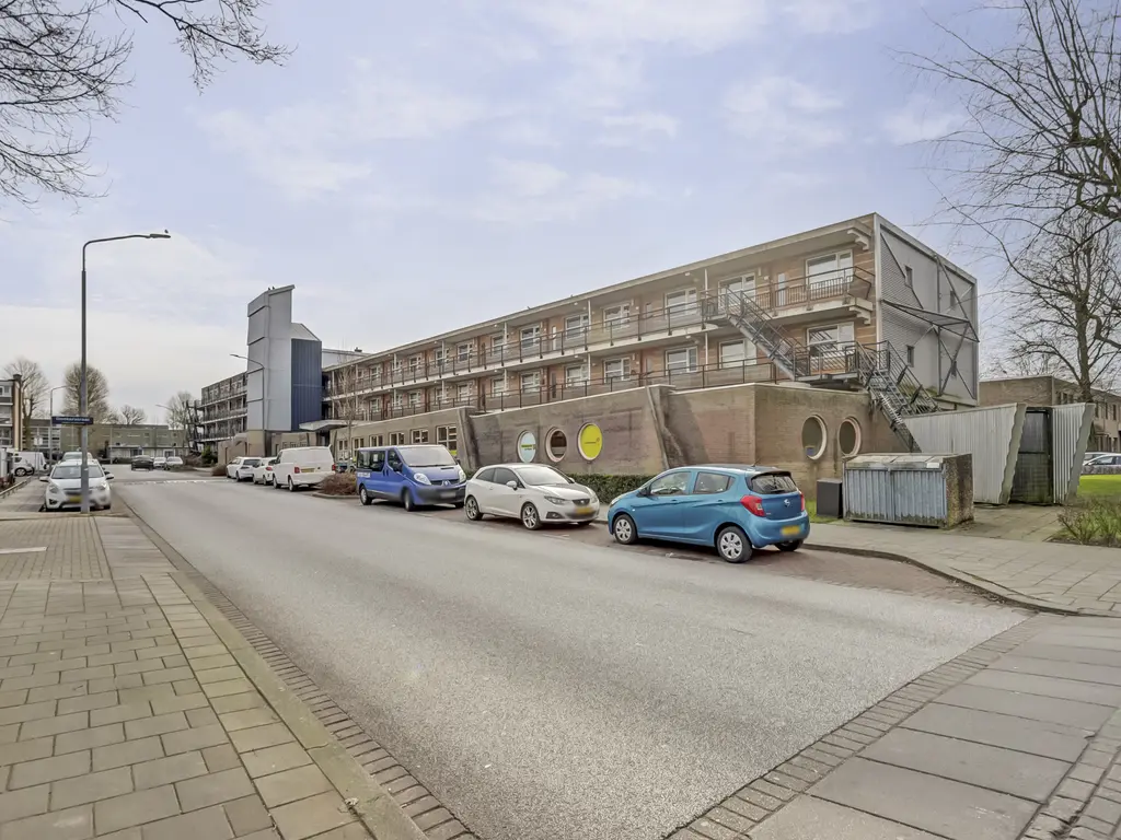 De Savornin Lohmanweg 76, DORDRECHT