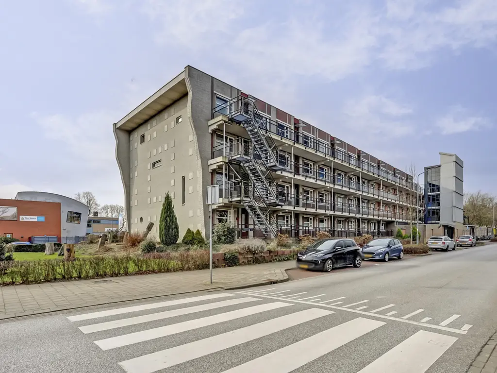 De Savornin Lohmanweg 76, DORDRECHT