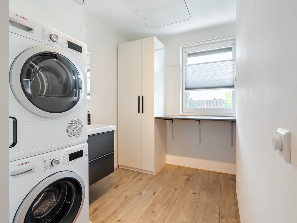 Alver 104, PAPENDRECHT