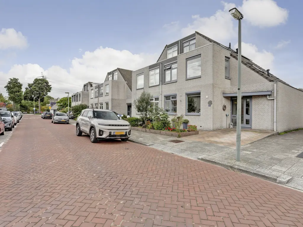 Johanna Naber-erf 419, DORDRECHT