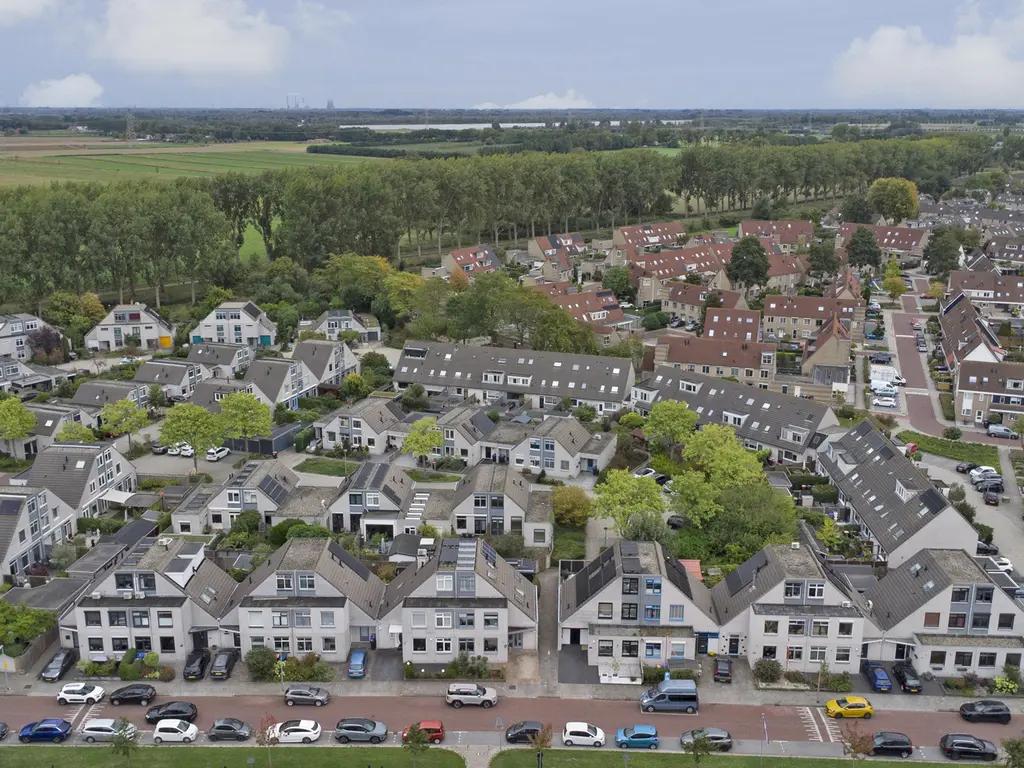 Johanna Naber-erf 419, DORDRECHT