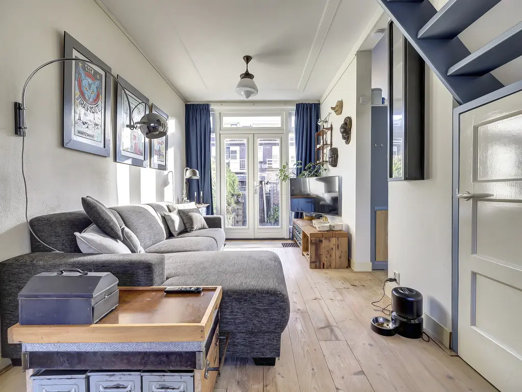 Van Manderstraat 24, DORDRECHT