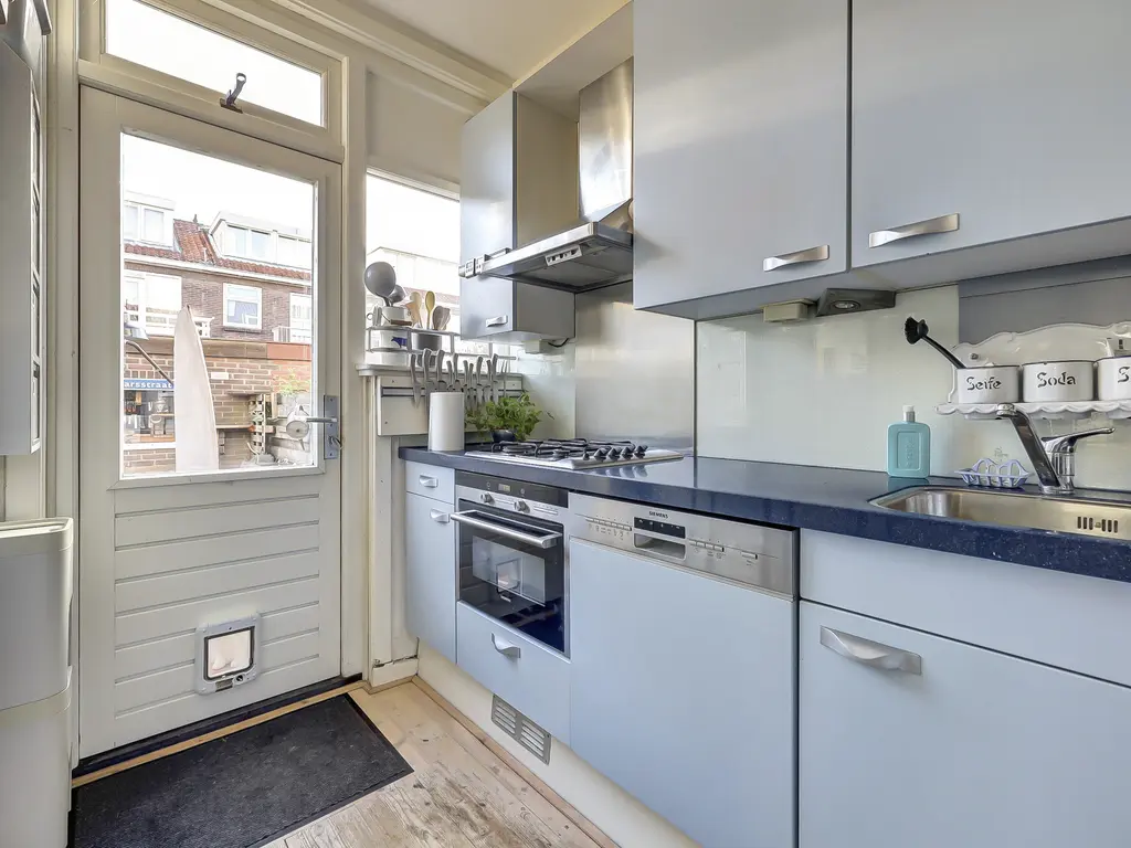 Van Manderstraat 24, DORDRECHT