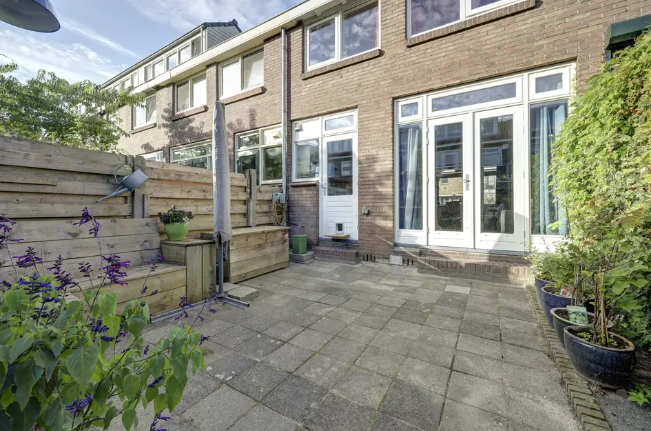 Van Manderstraat 24