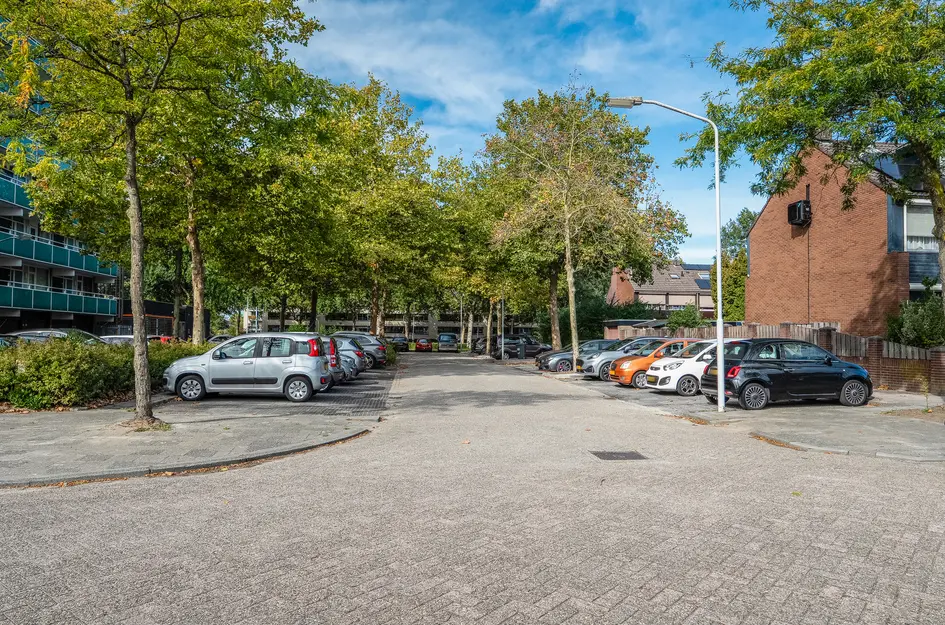 P.J.M. Aalbersestraat 84