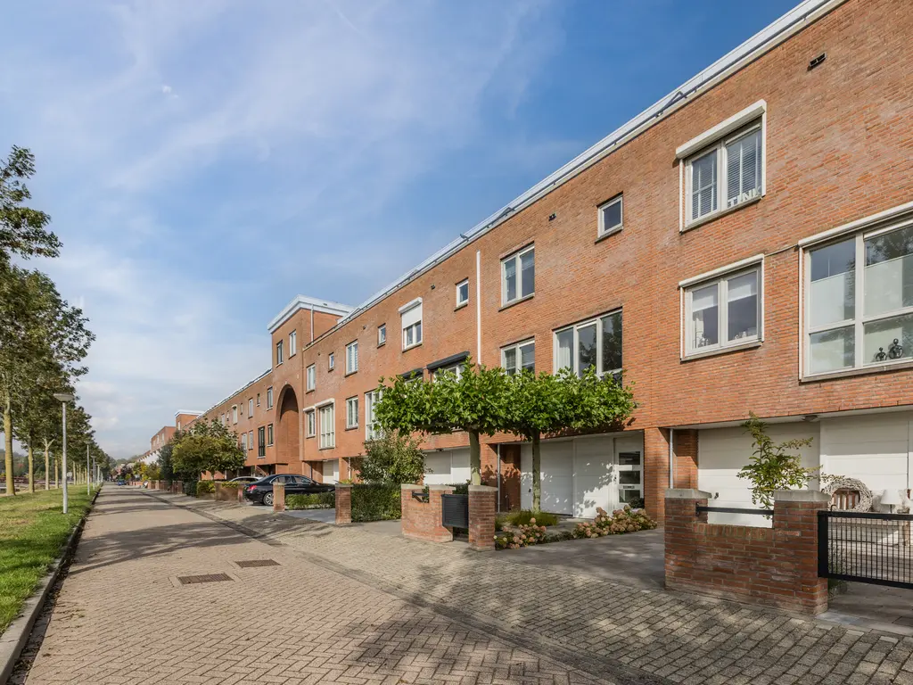 Alver 62, PAPENDRECHT