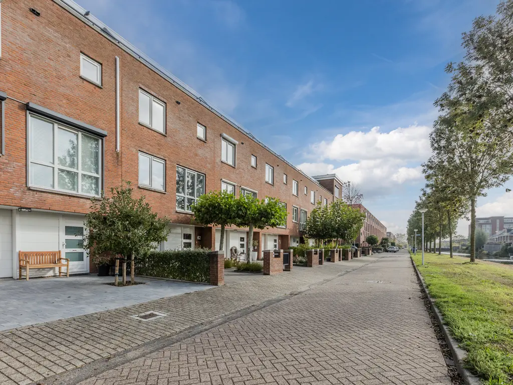 Alver 62, PAPENDRECHT