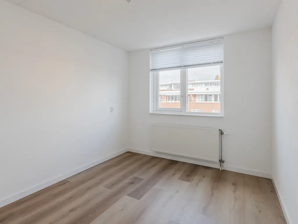 Alver 62, PAPENDRECHT