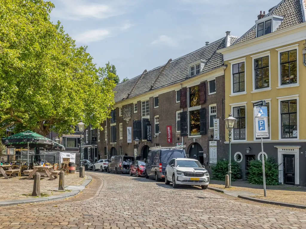 Grotekerksplein 9, DORDRECHT